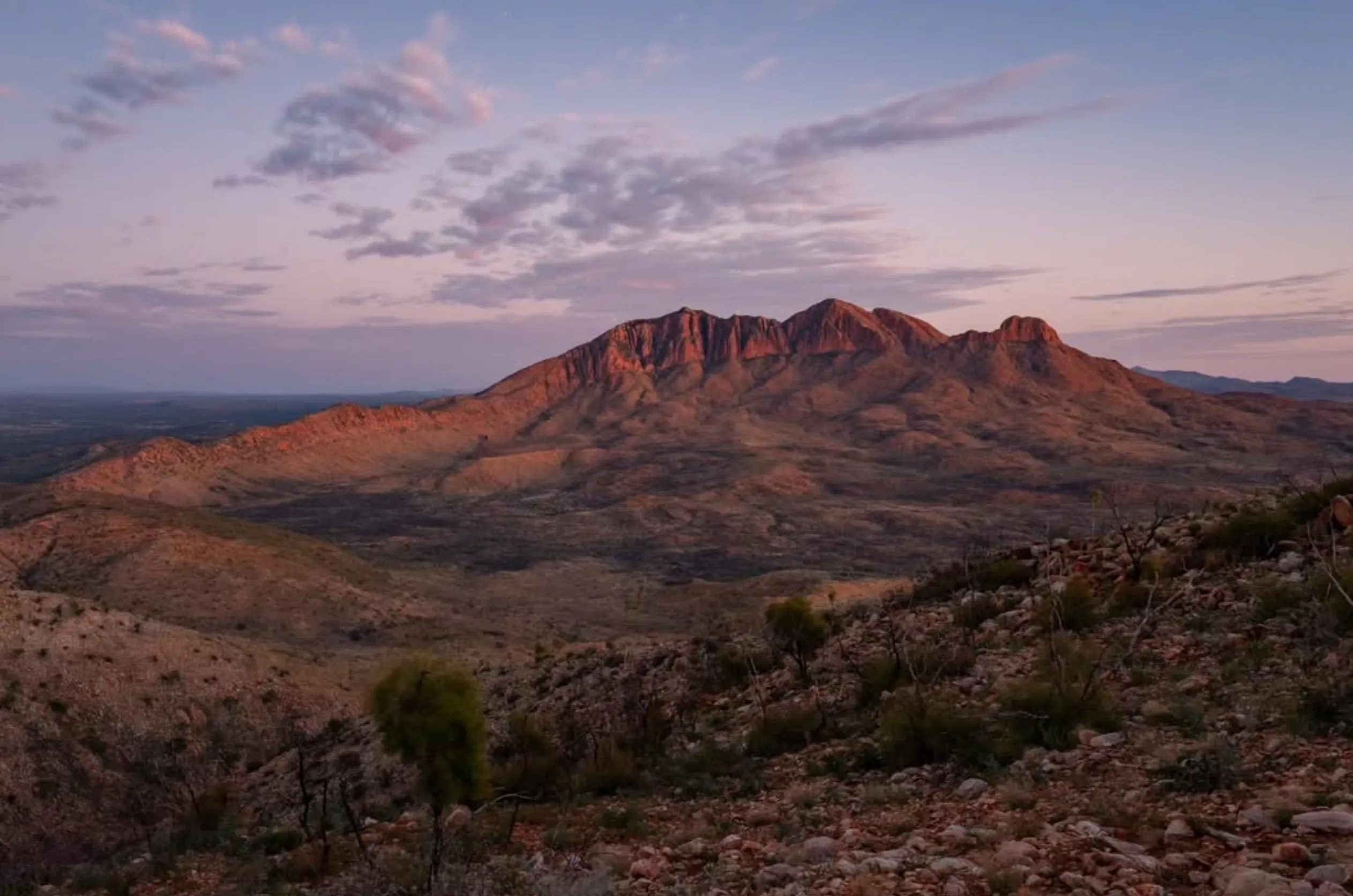 Hilltop Lookout, Larapinta