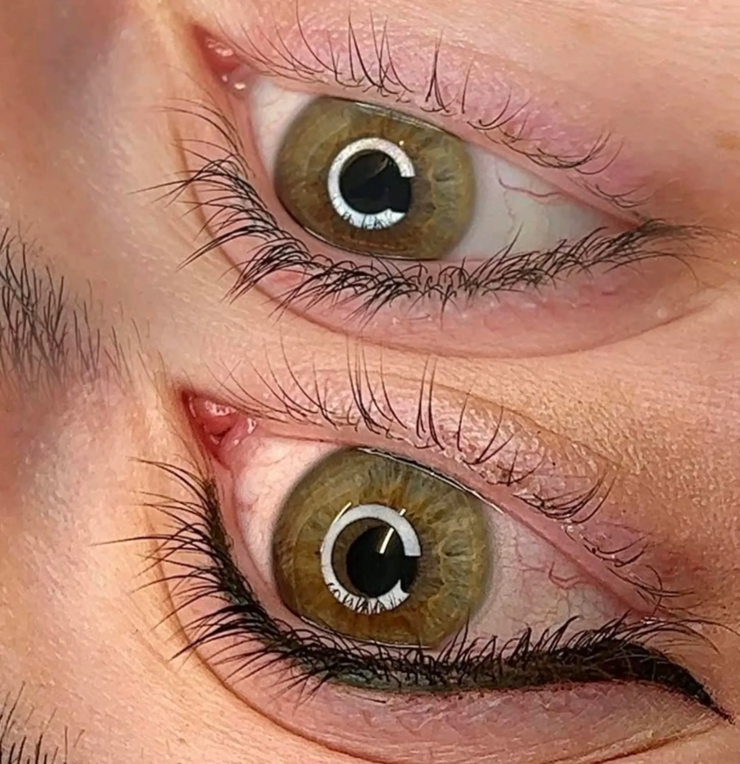 eyeliner cosmetic tattoo